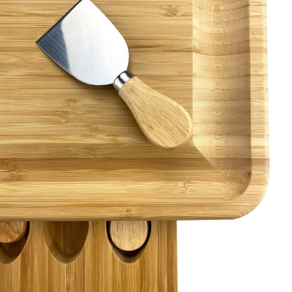 Maison Cheeseboard and Knife Set - Image 5