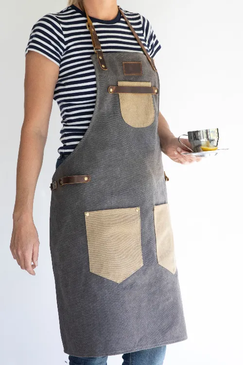 Apron BBQ style Canvas (16oz) with leather straps