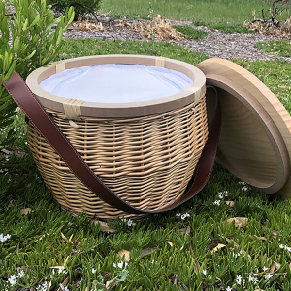 Scotch Wicker Picnic Cooler Basket Round - Image 2