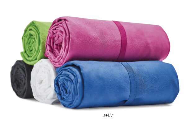 GYM / SPORTS TOWEL  MICROFIBRE 120cm x 70cm