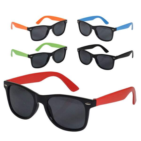 Sunglasses retro style Wayfarer